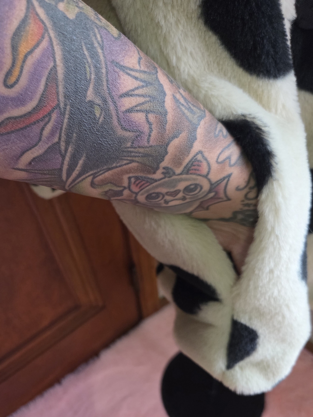 torrid Cream and Black Faux Teddy Coat with Heart Print - Picture 5 of 6